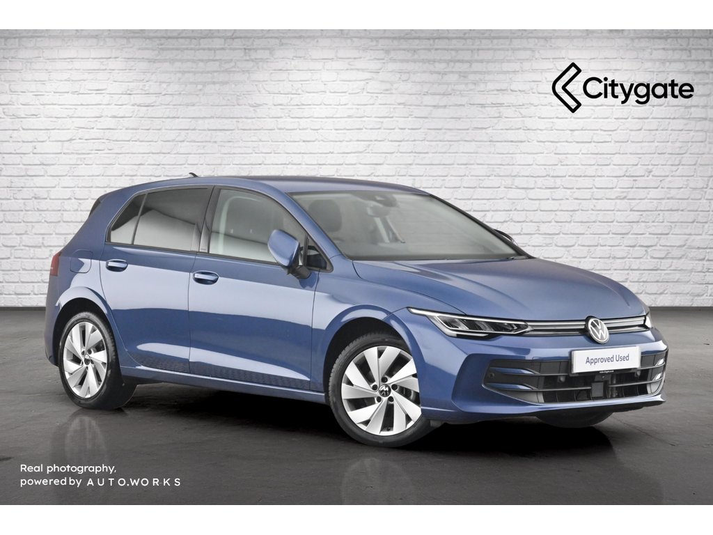 Main listing image - Volkswagen Golf
