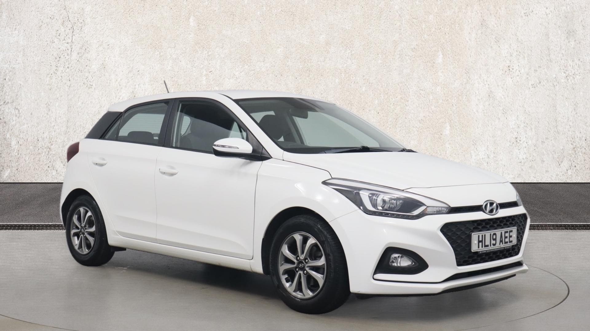 Main listing image - Hyundai i20