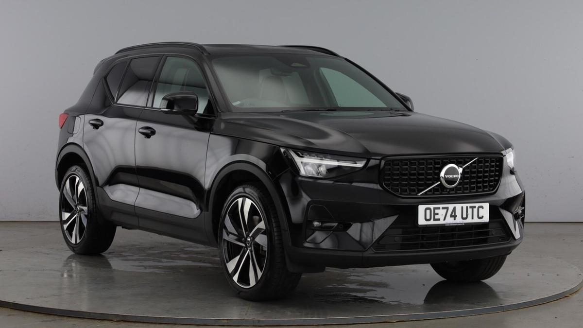 Main listing image - Volvo XC40