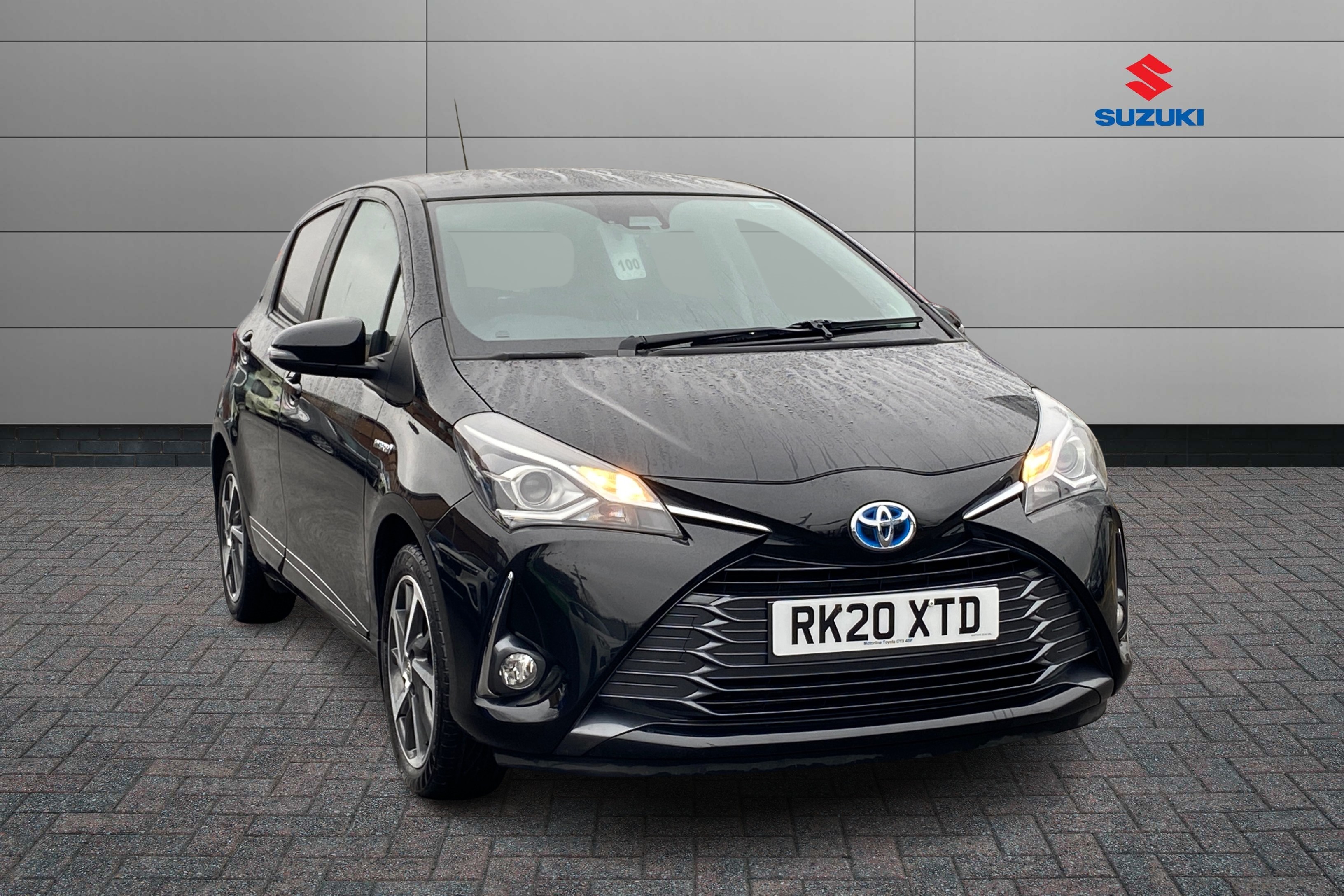 Main listing image - Toyota Yaris