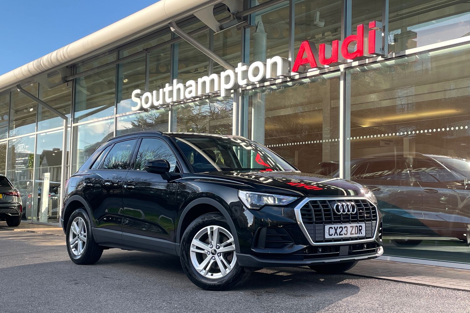 Main listing image - Audi Q3