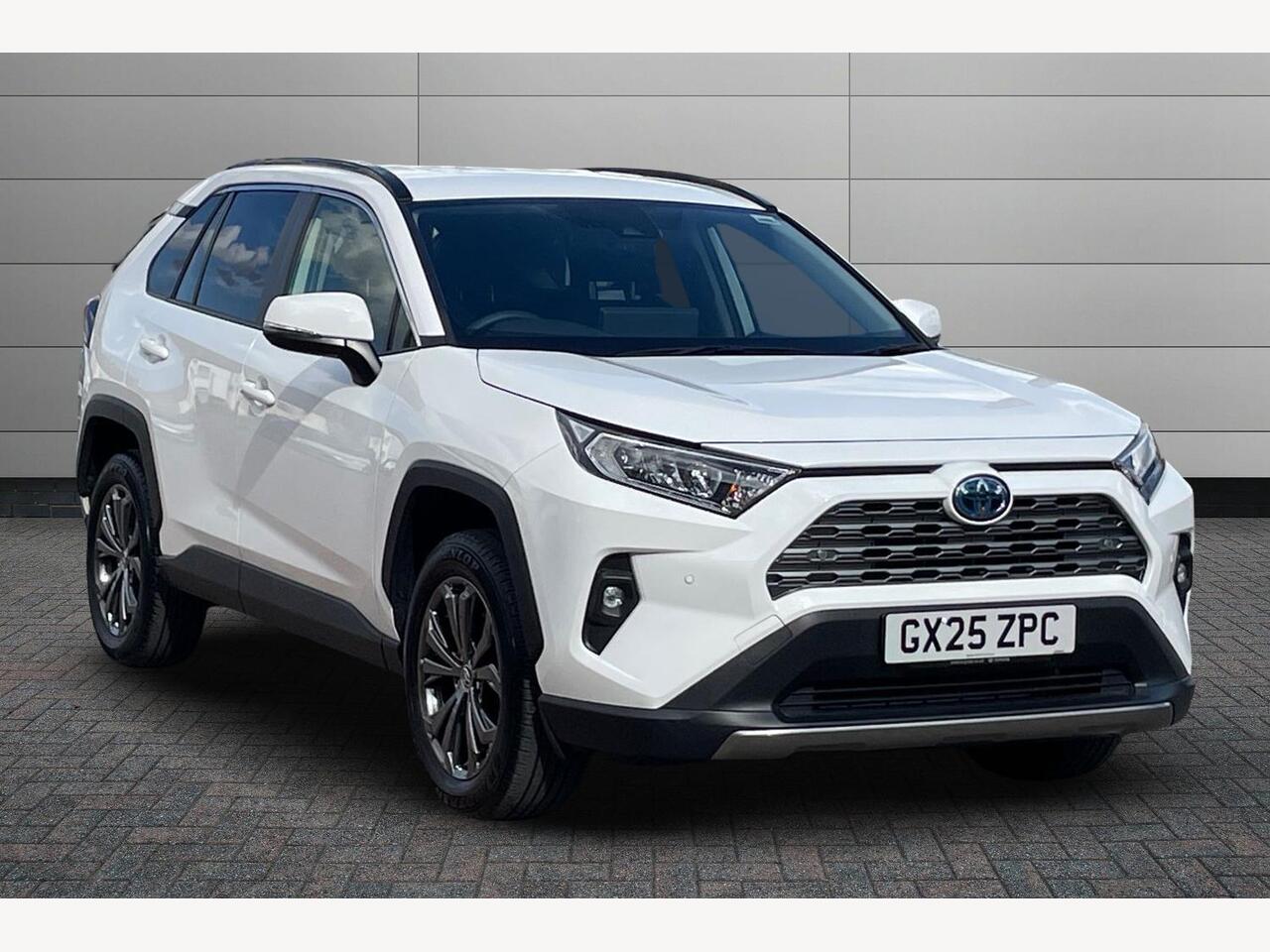 Main listing image - Toyota RAV4