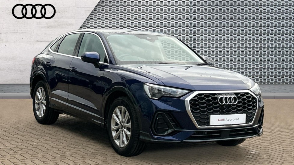 Main listing image - Audi Q3