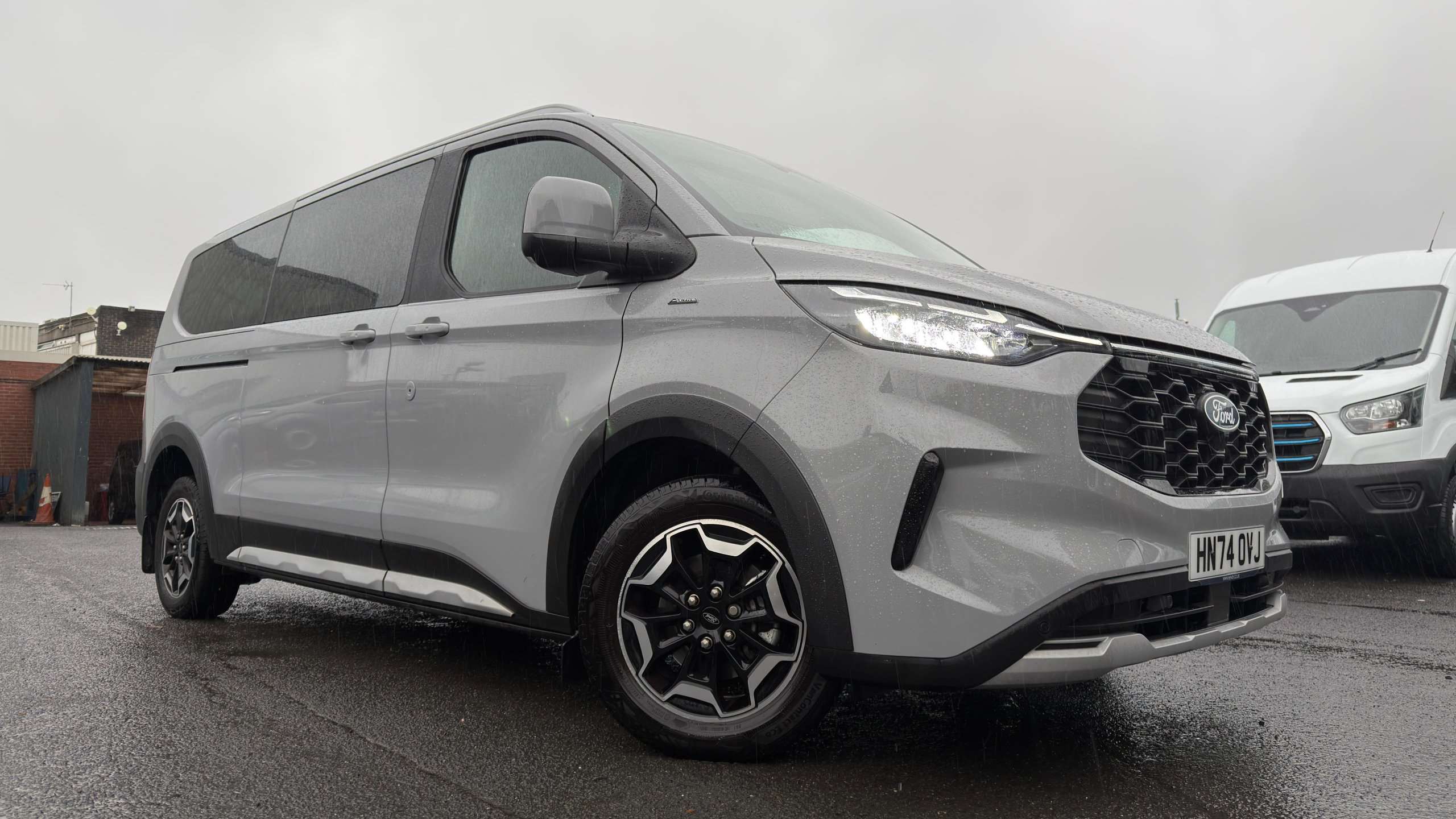 Main listing image - Ford Tourneo Custom