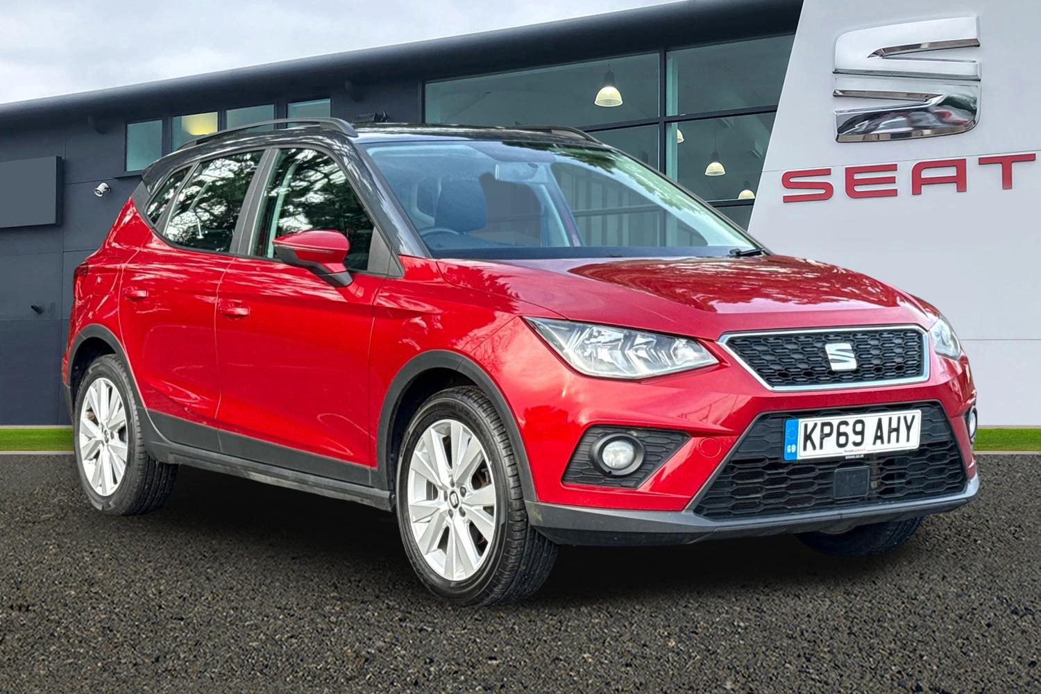 Main listing image - SEAT Arona