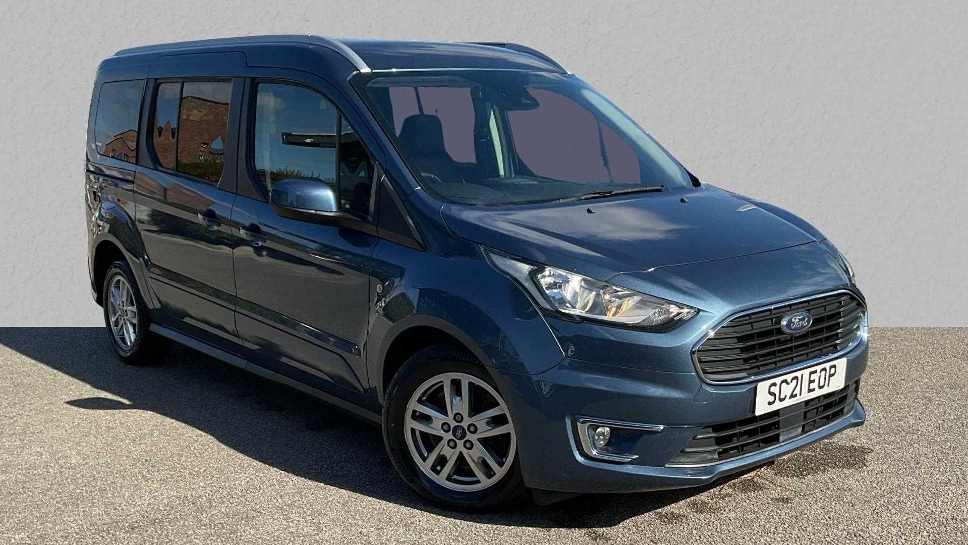 Main listing image - Ford Grand Tourneo Connect
