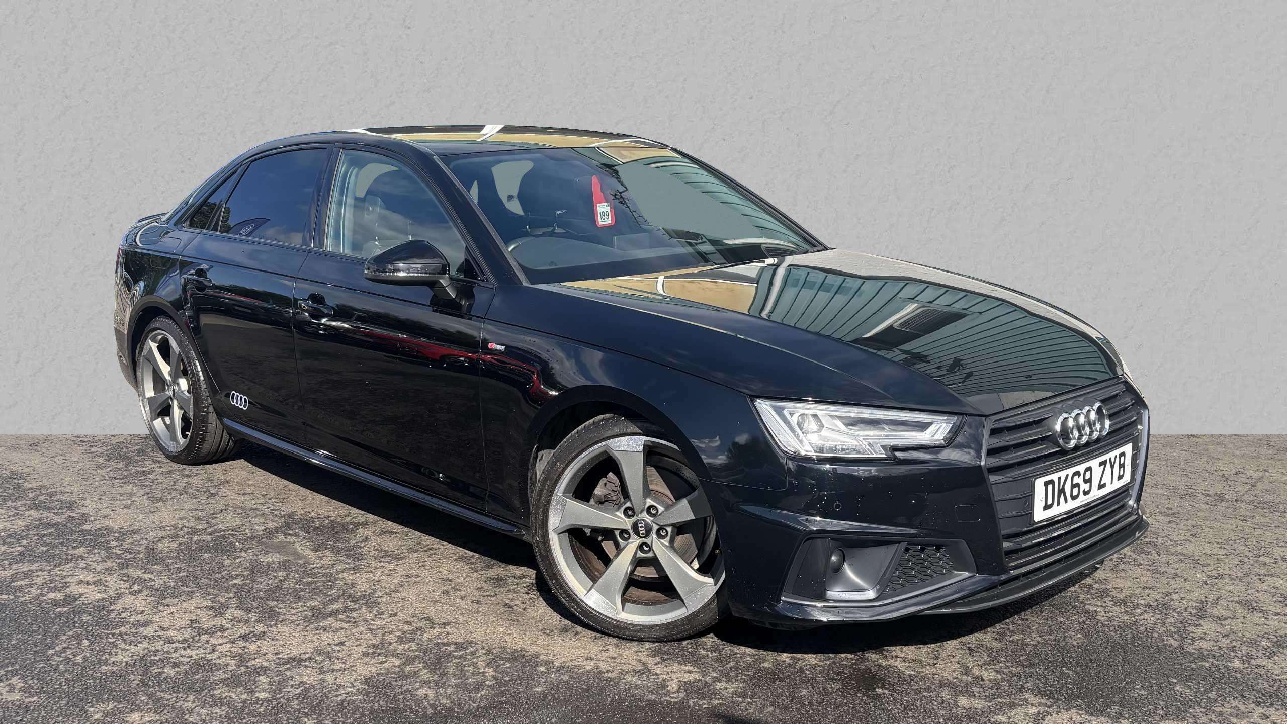 Main listing image - Audi A4