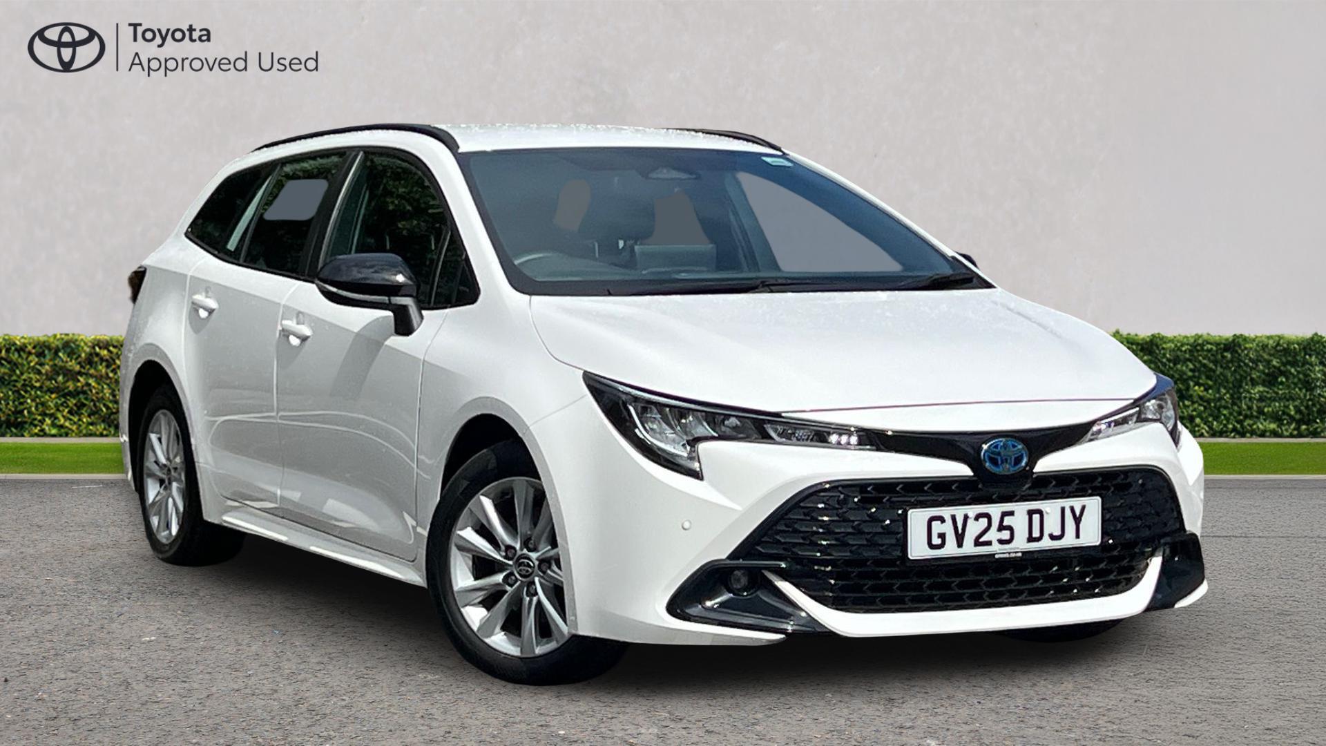 Main listing image - Toyota Corolla Touring Sport