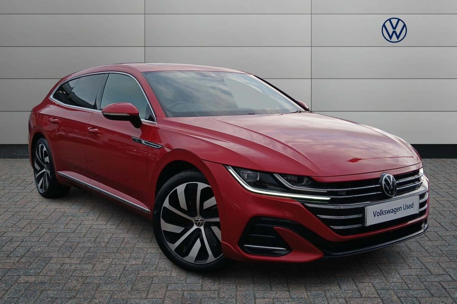 Main listing image - Volkswagen Arteon