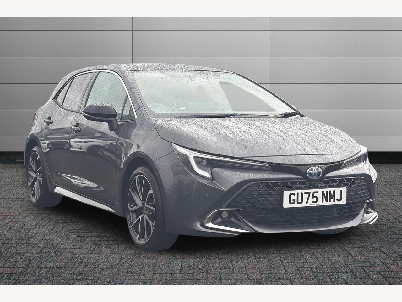 Main listing image - Toyota Corolla