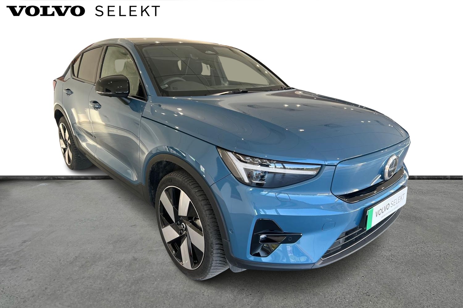 Main listing image - Volvo C40