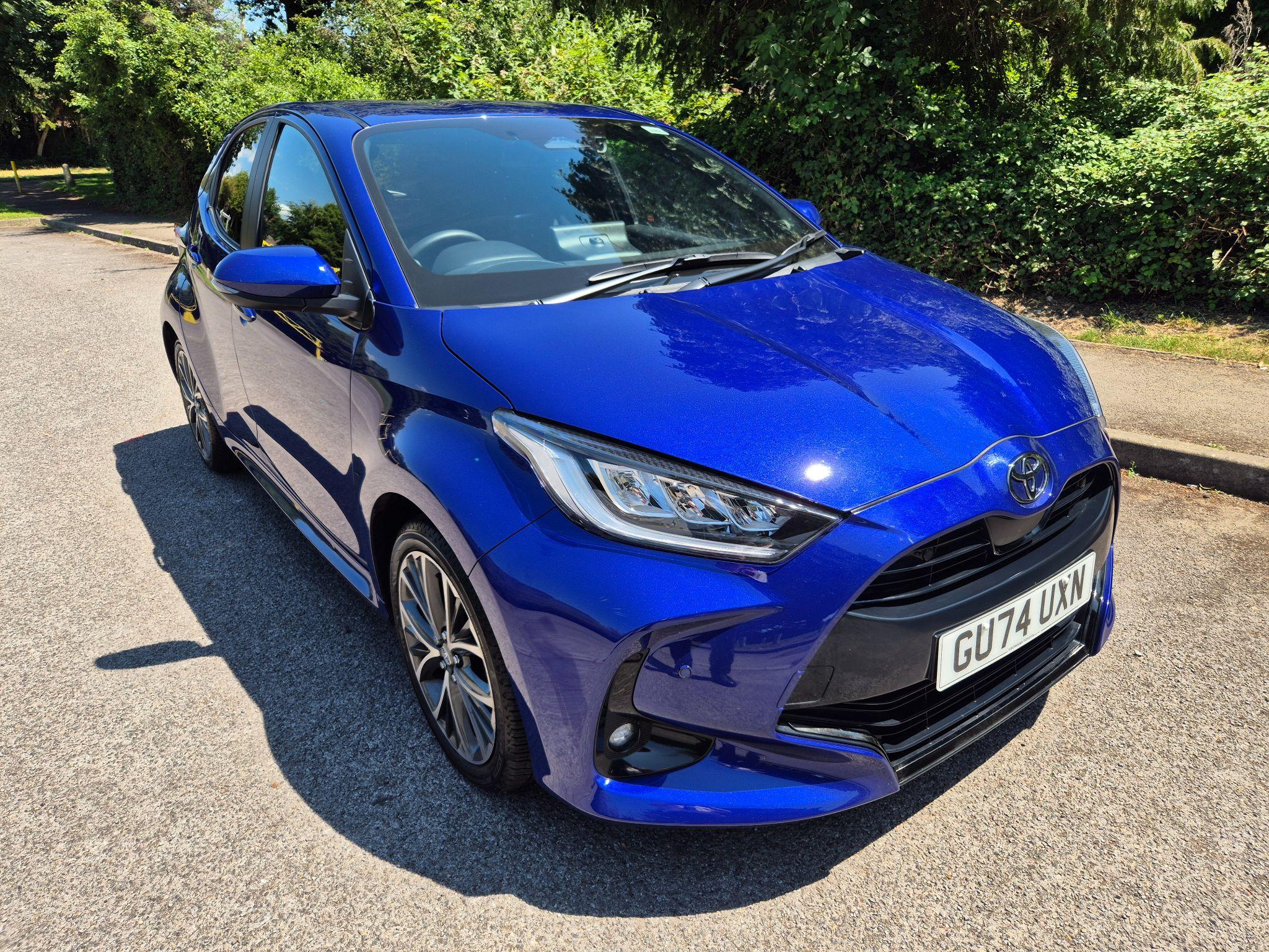 Main listing image - Toyota Yaris
