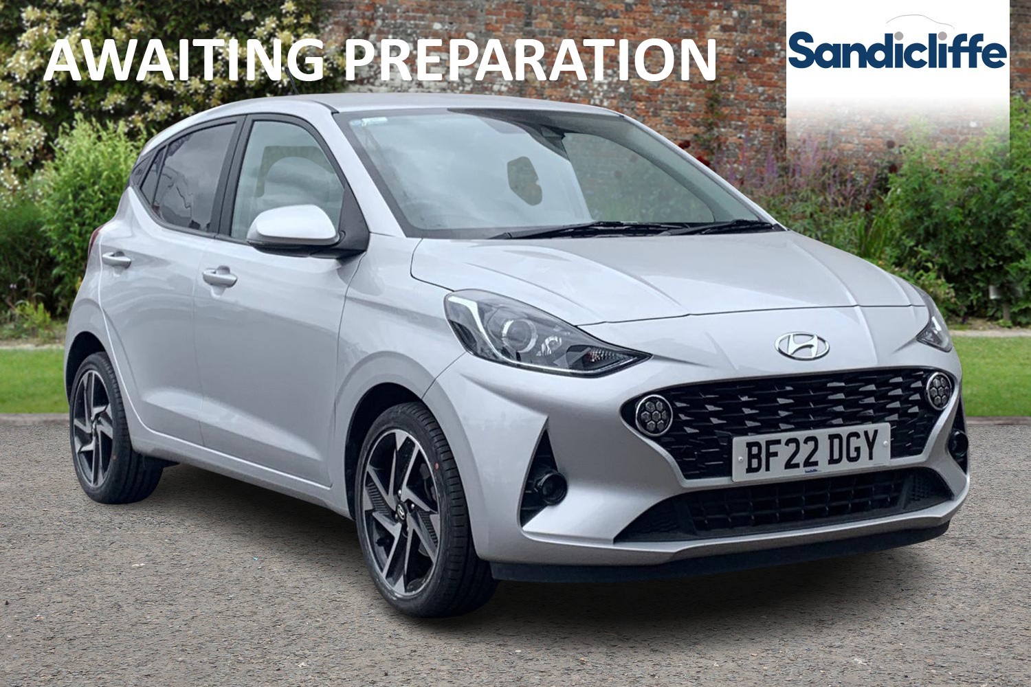 Main listing image - Hyundai i10