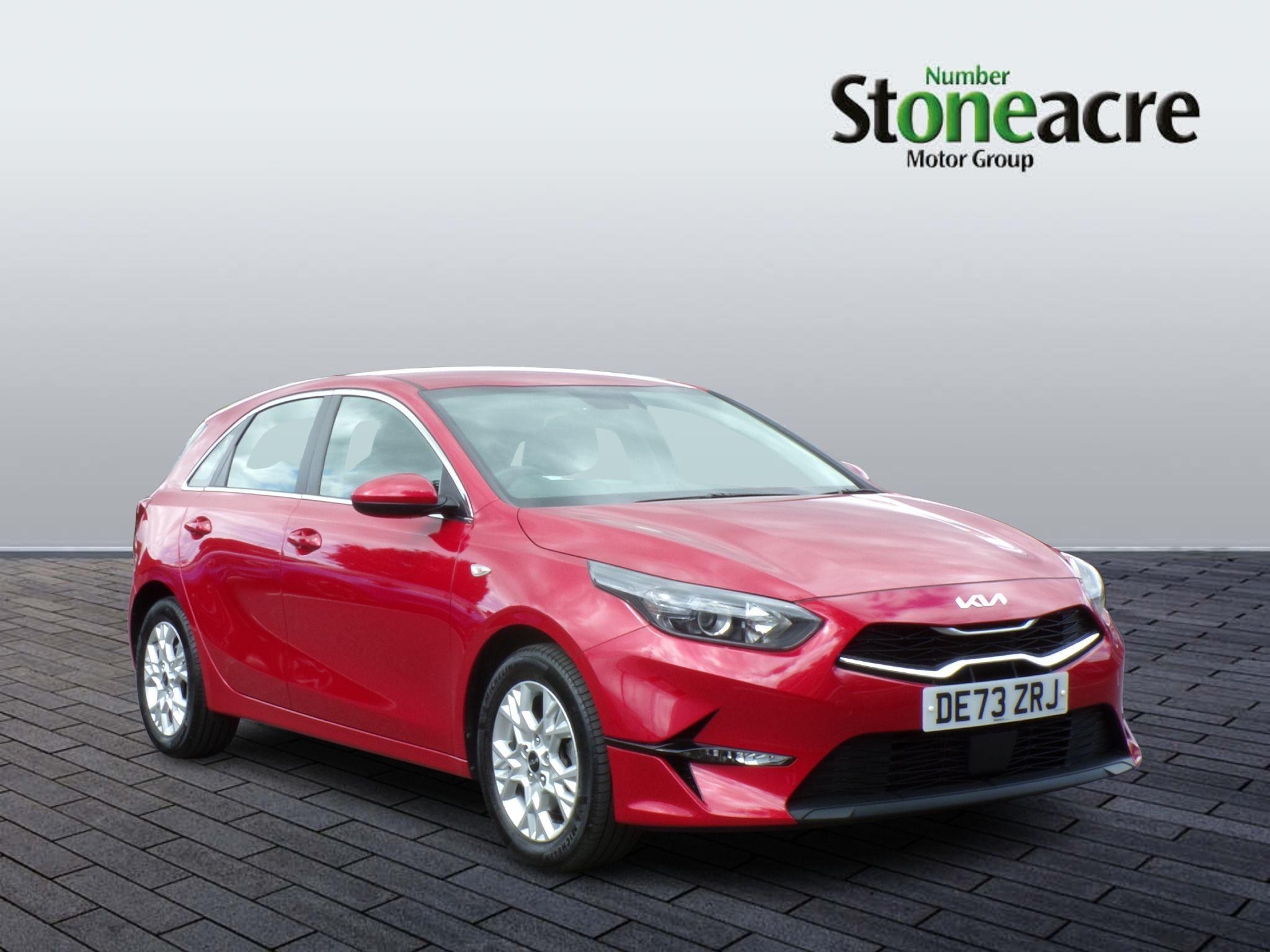 Main listing image - Kia Ceed