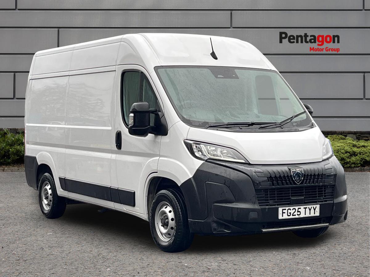 Main listing image - Peugeot Boxer