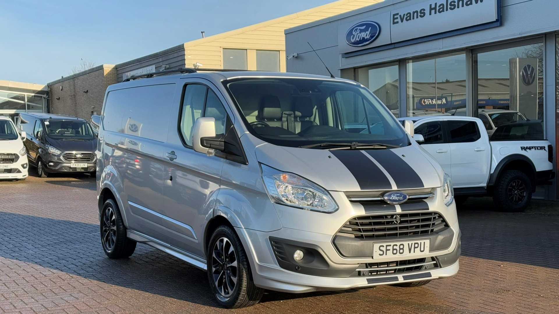 Main listing image - Ford Transit Custom