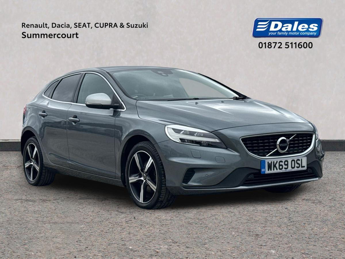 Main listing image - Volvo V40
