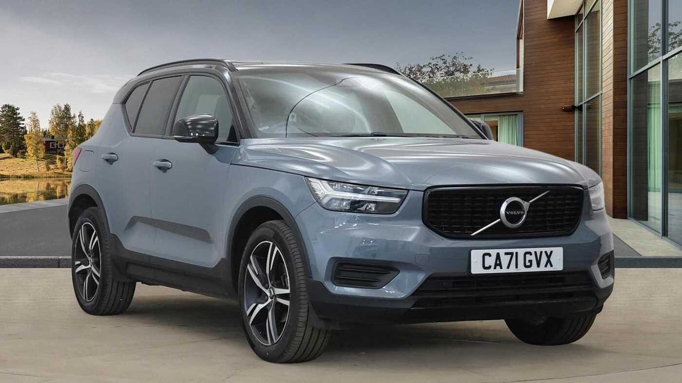 Main listing image - Volvo XC40