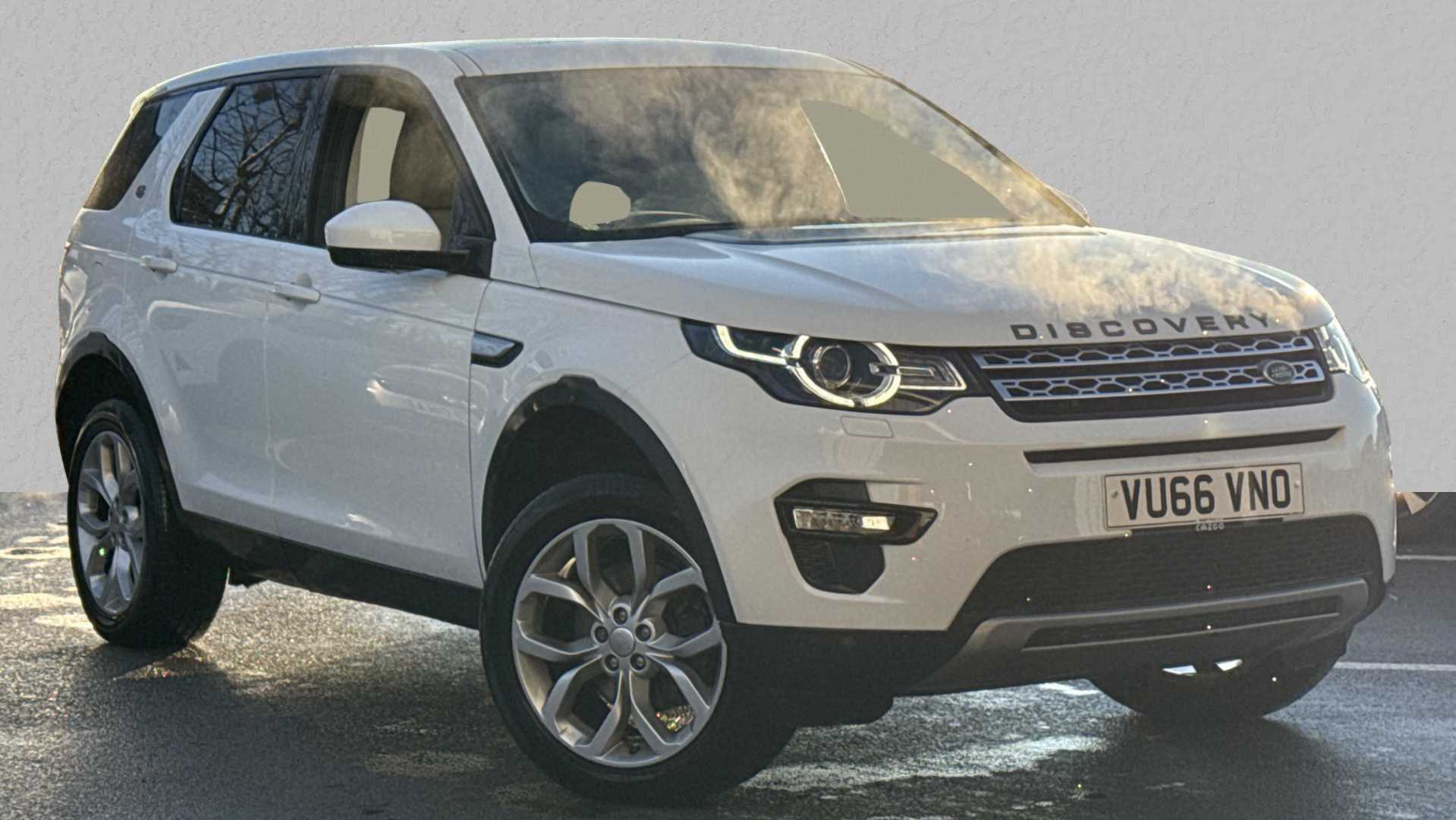 Main listing image - Land Rover Discovery Sport