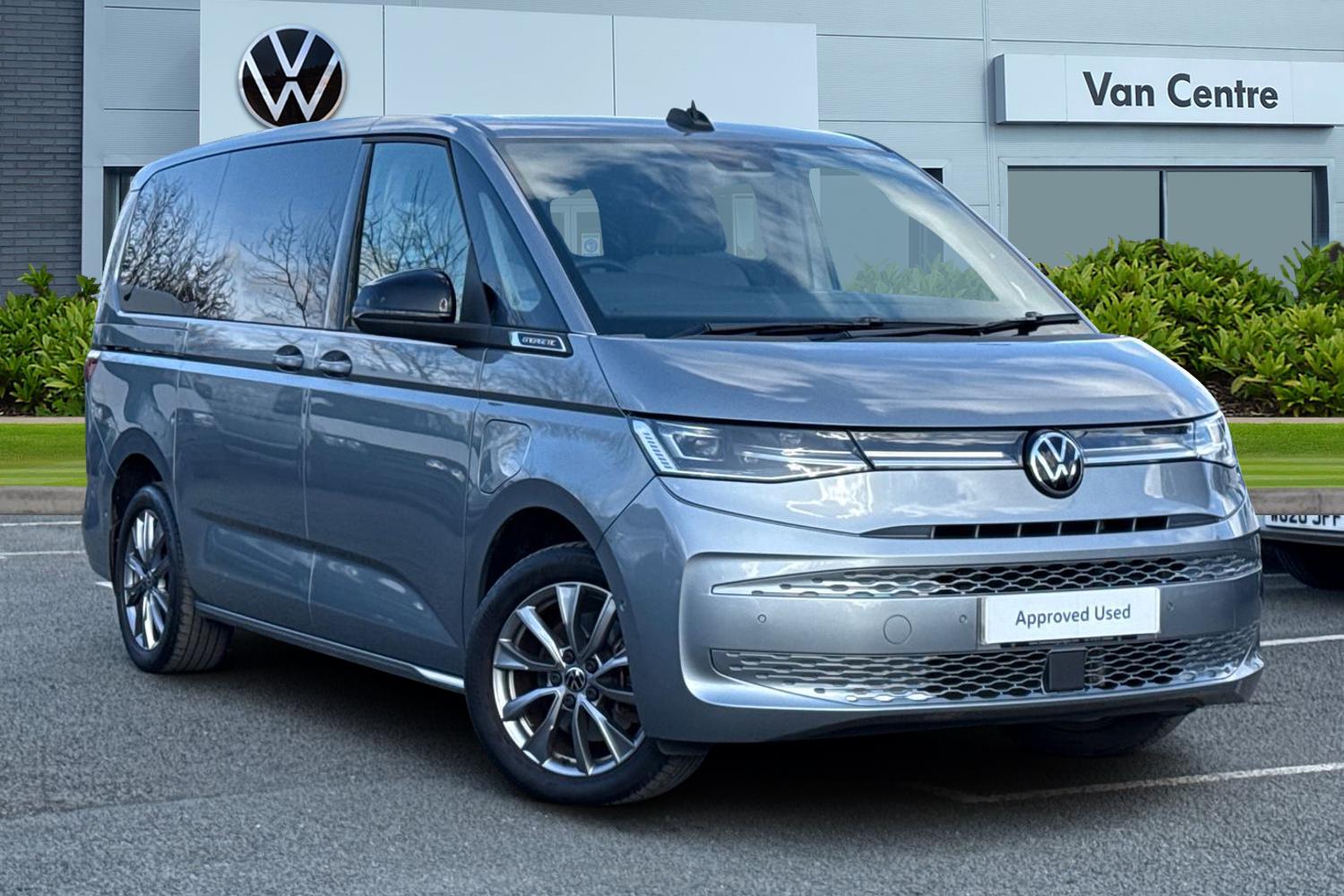 Main listing image - Volkswagen Multivan