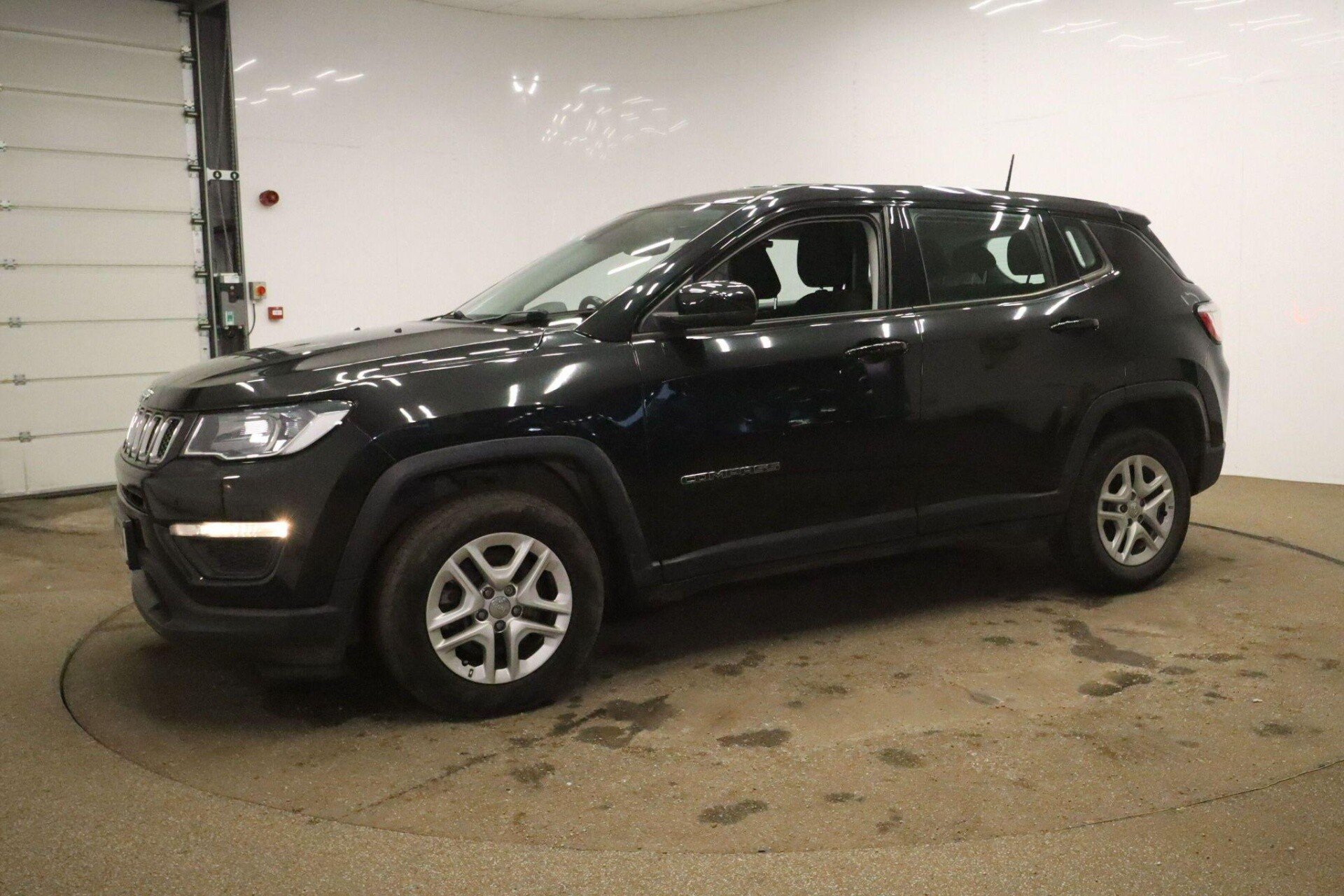 Main listing image - Jeep Compass