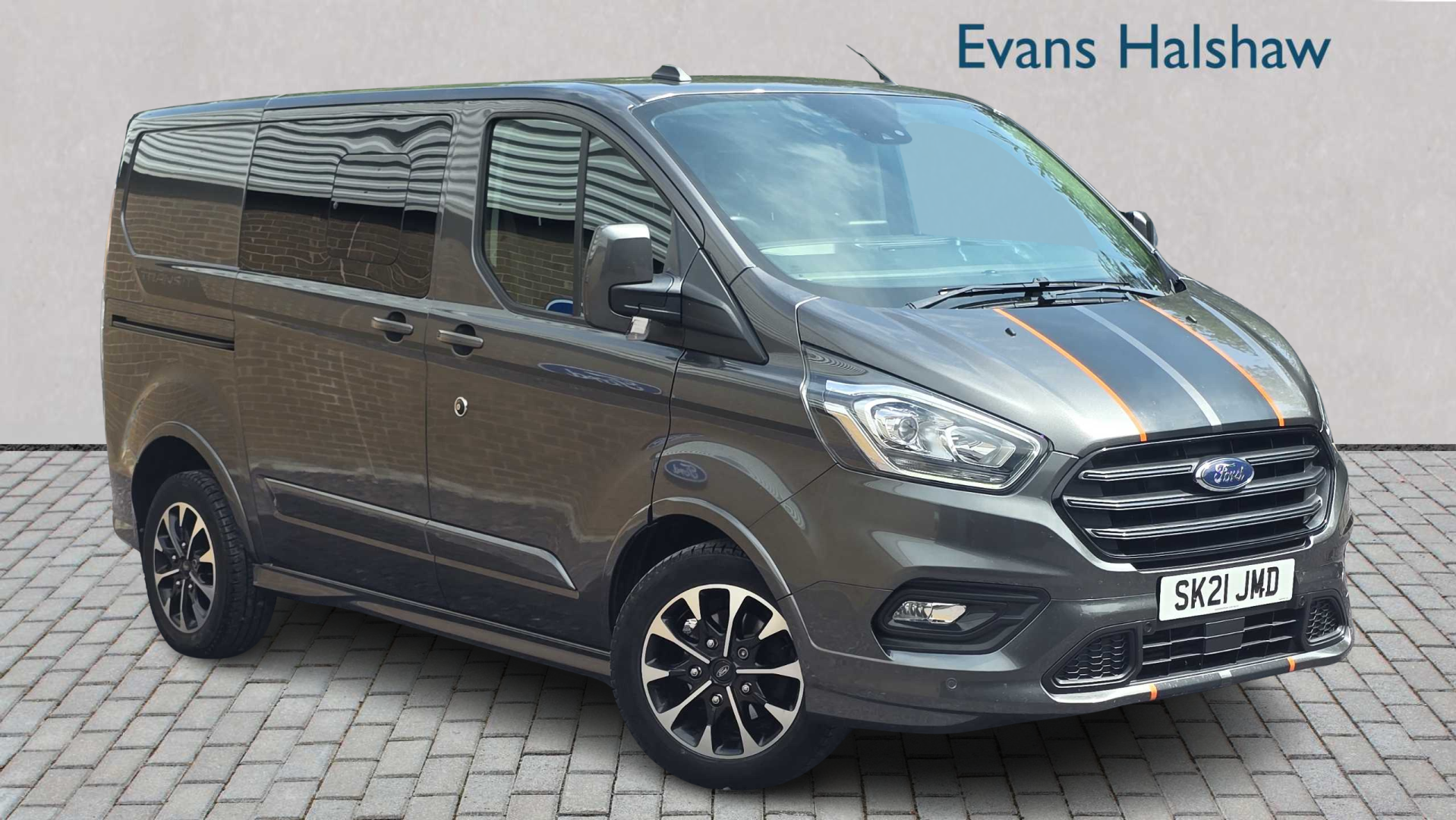 Main listing image - Ford Transit Custom