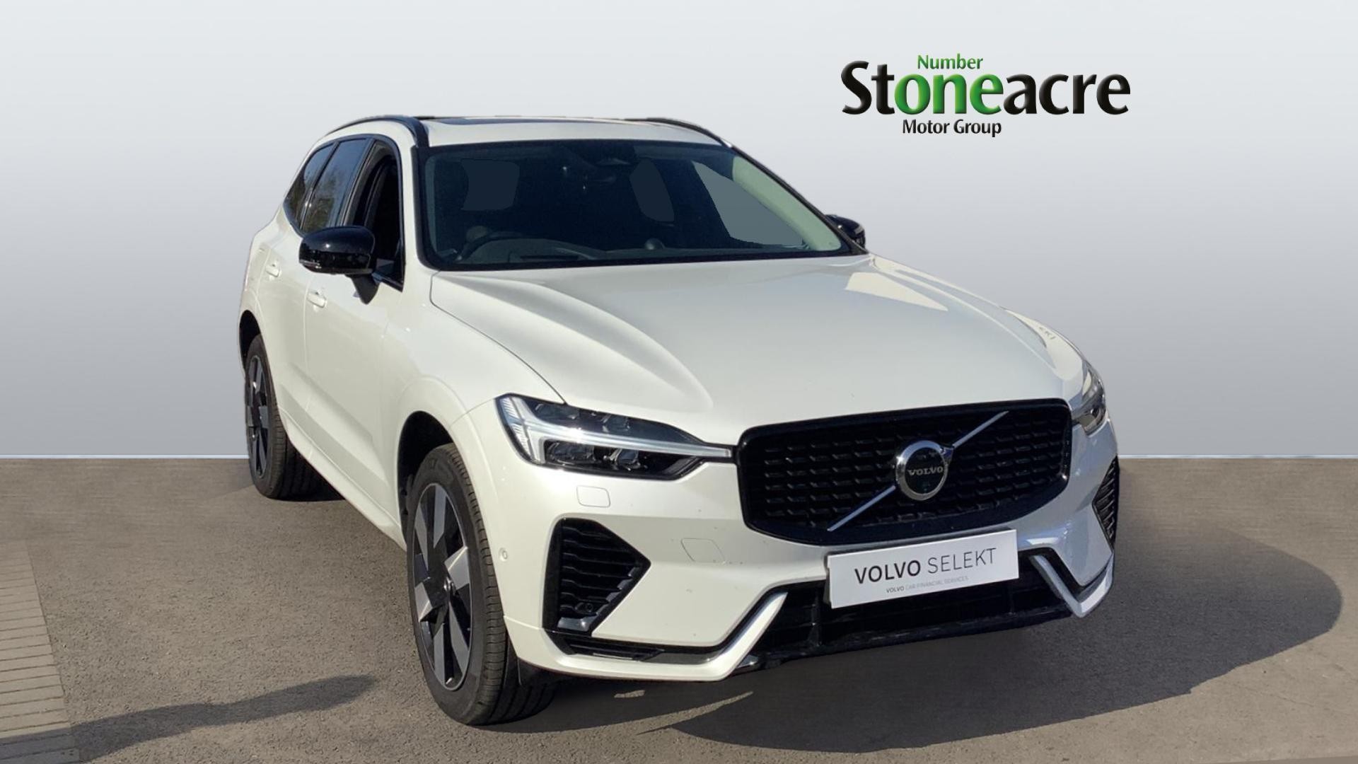 Main listing image - Volvo XC60