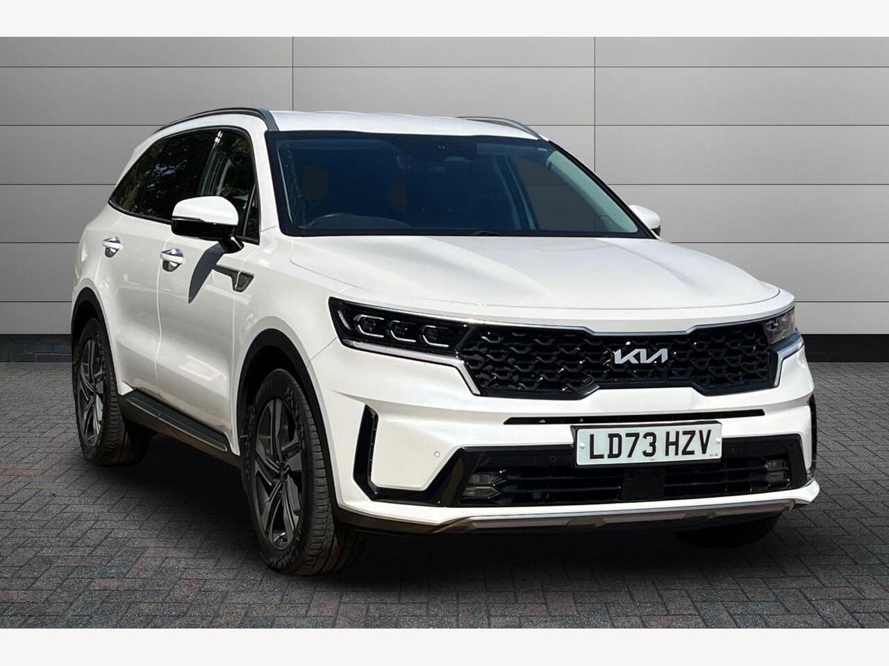 Main listing image - Kia Sorento