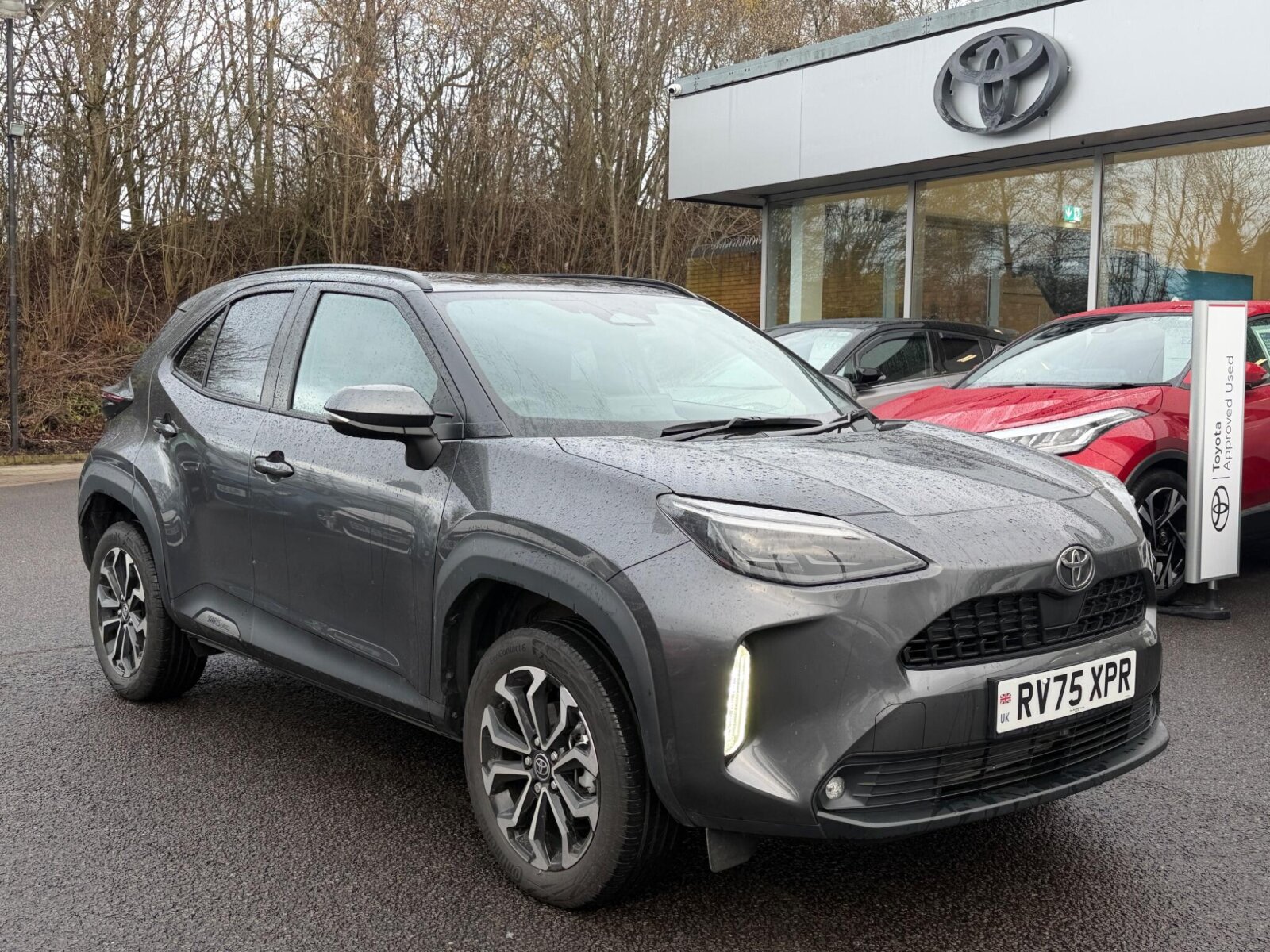 Main listing image - Toyota Yaris Cross