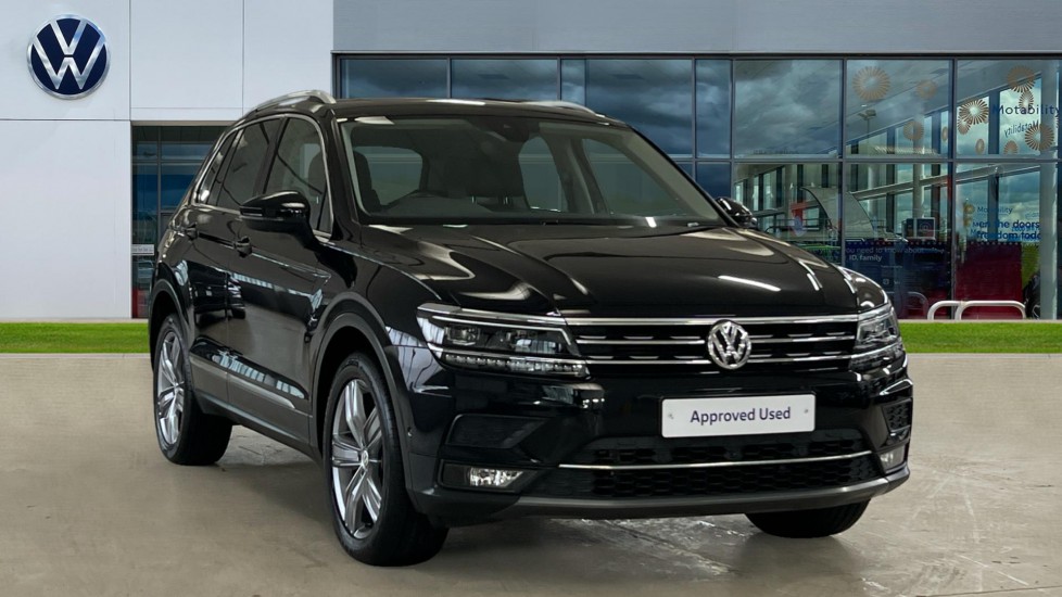 Main listing image - Volkswagen Tiguan