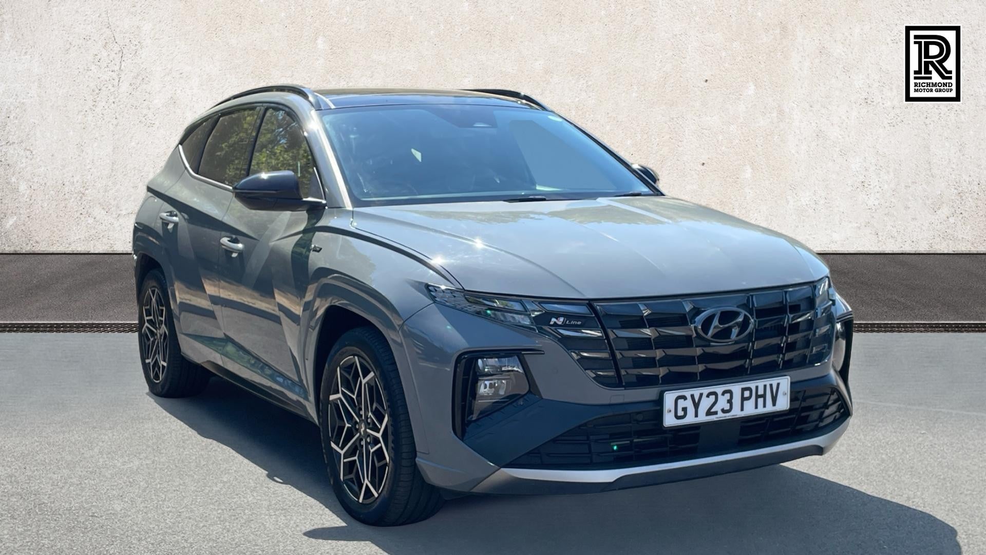 Main listing image - Hyundai Tucson