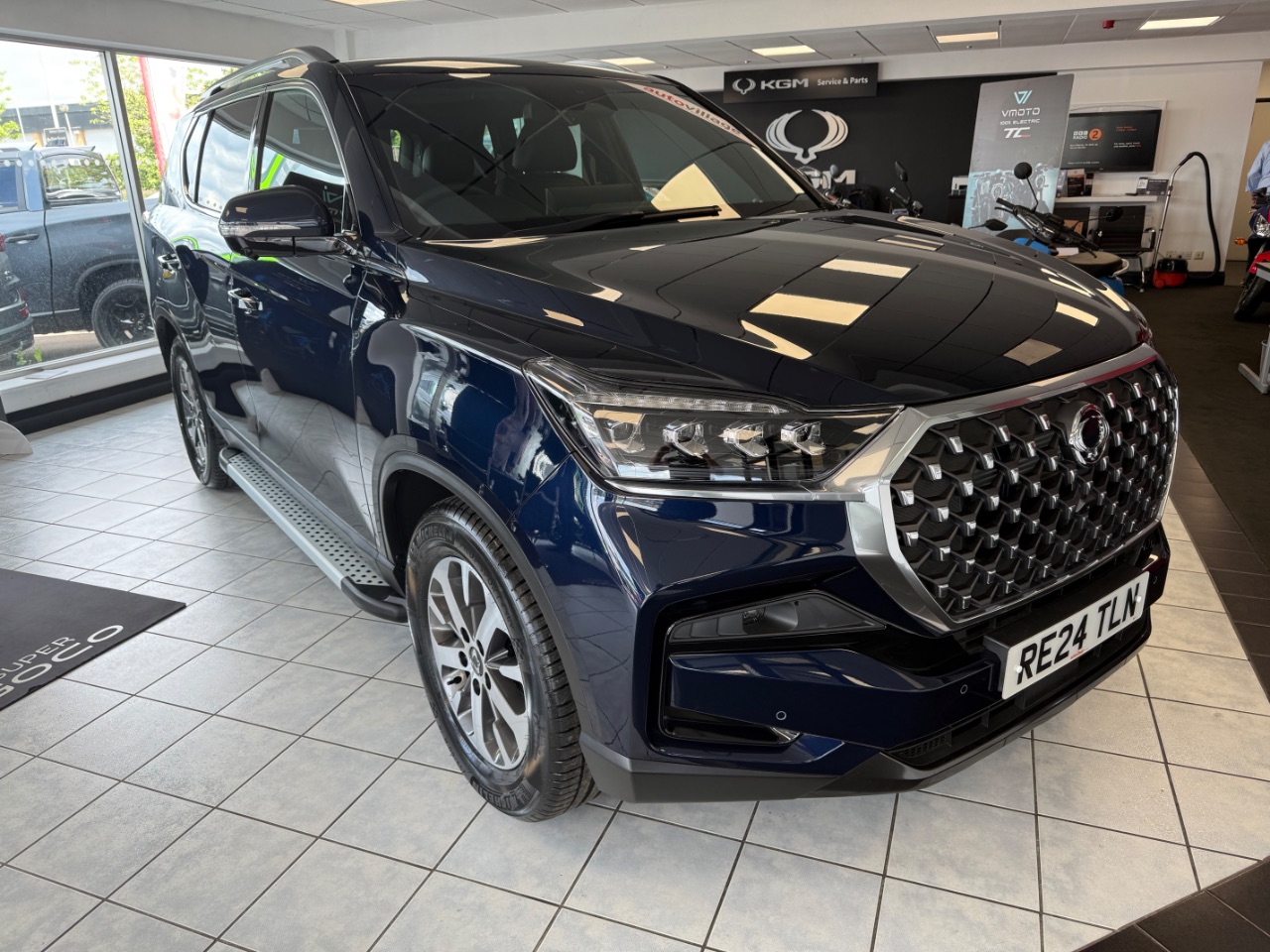 Main listing image - KGM Rexton