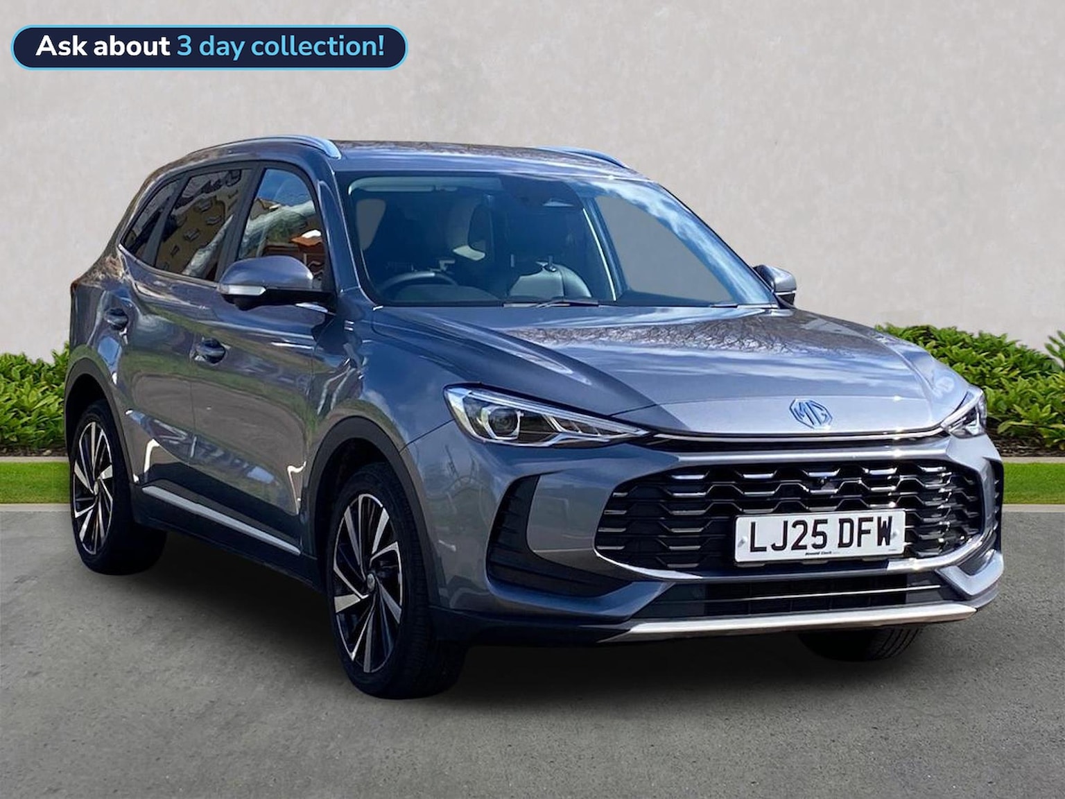 Main listing image - MG ZS