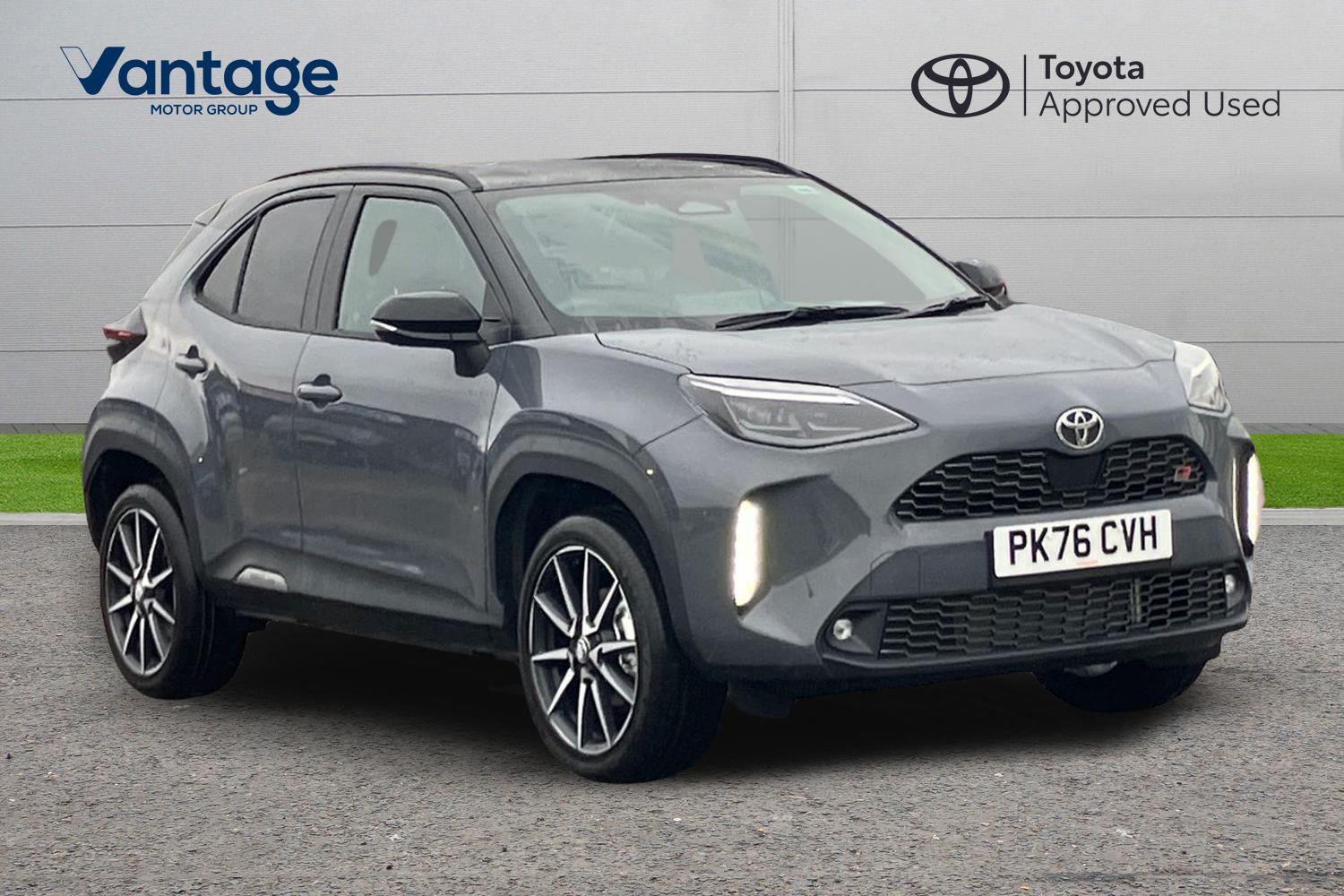 Main listing image - Toyota Yaris Cross