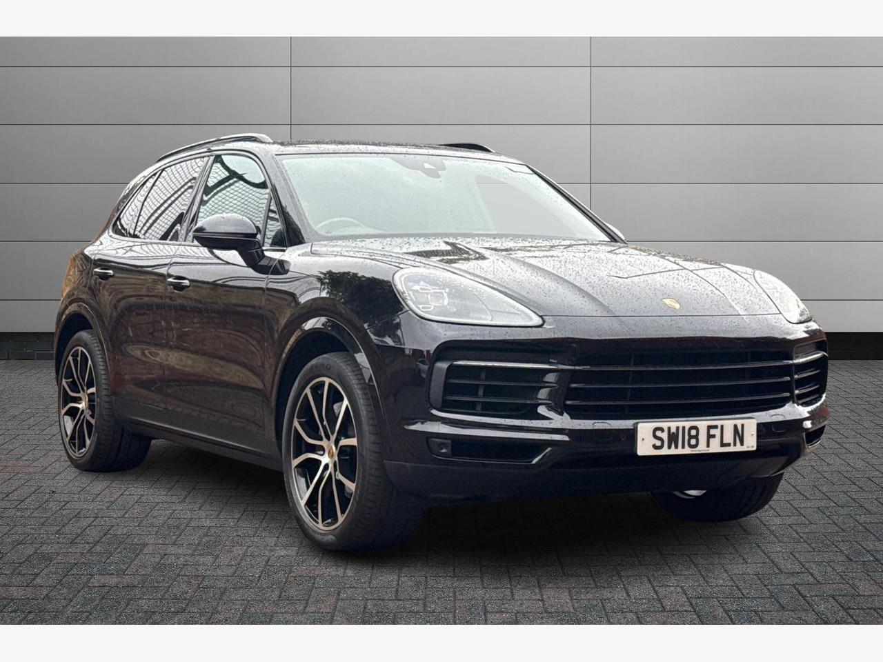 Main listing image - Porsche Cayenne