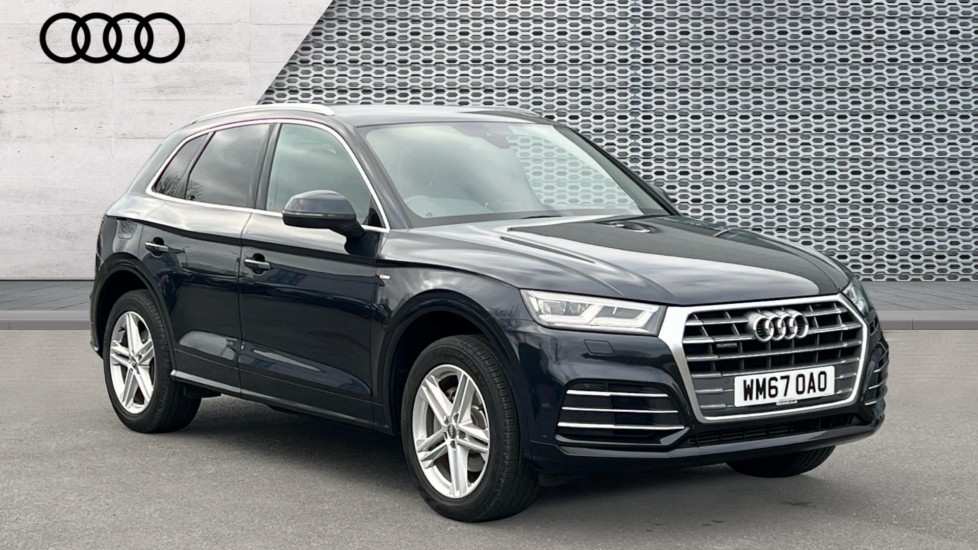 Main listing image - Audi Q5