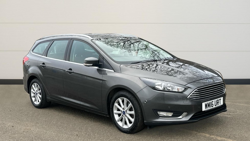 Main listing image - Ford Focus Estate