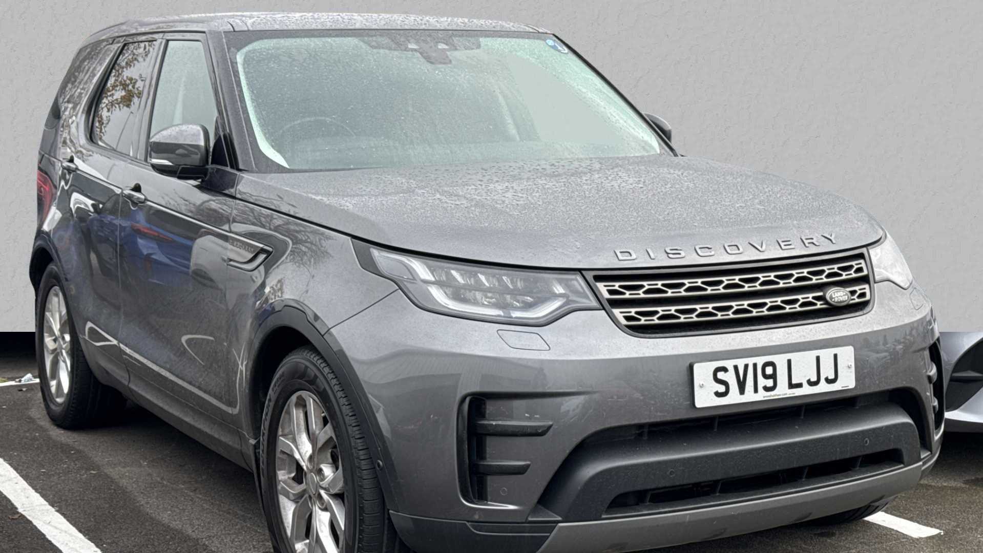 Main listing image - Land Rover Discovery