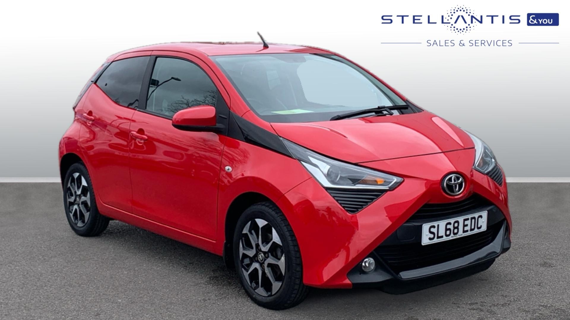 Main listing image - Toyota Aygo