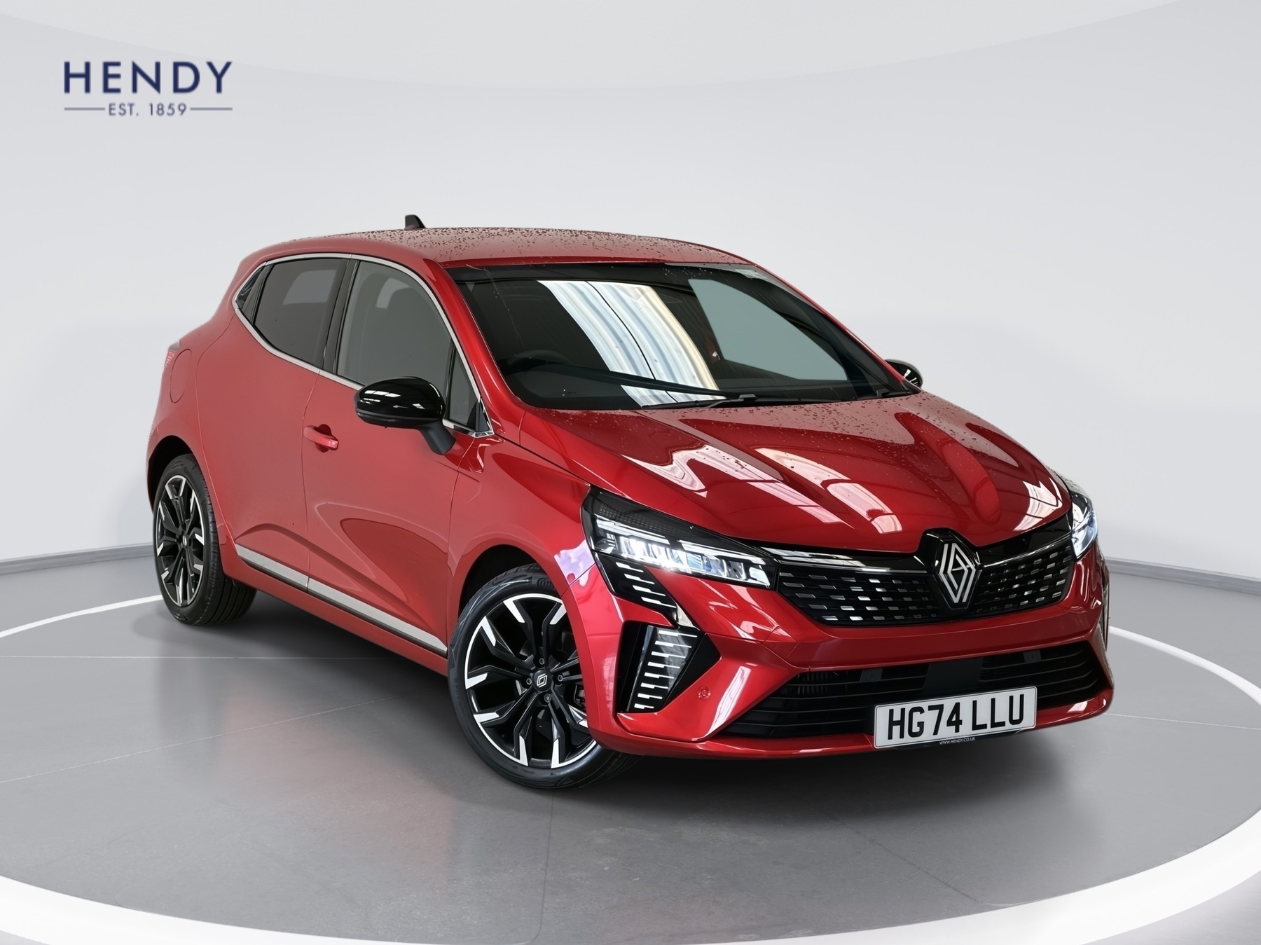 Main listing image - Renault Clio