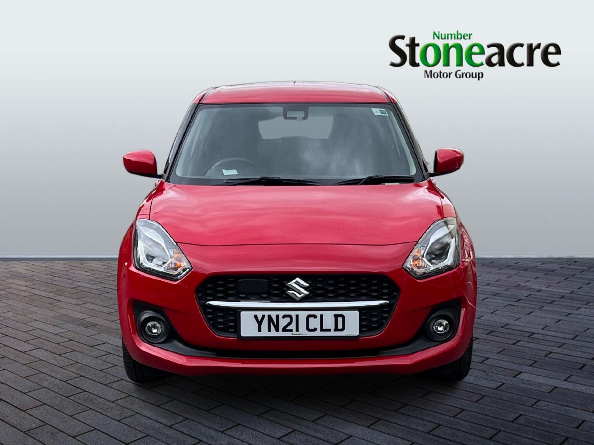 Main listing image - Suzuki Swift