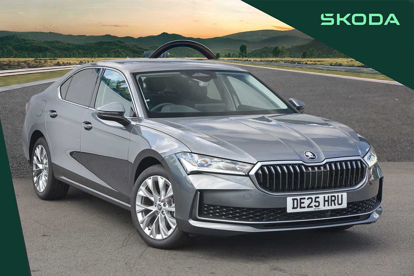Main listing image - Skoda Superb