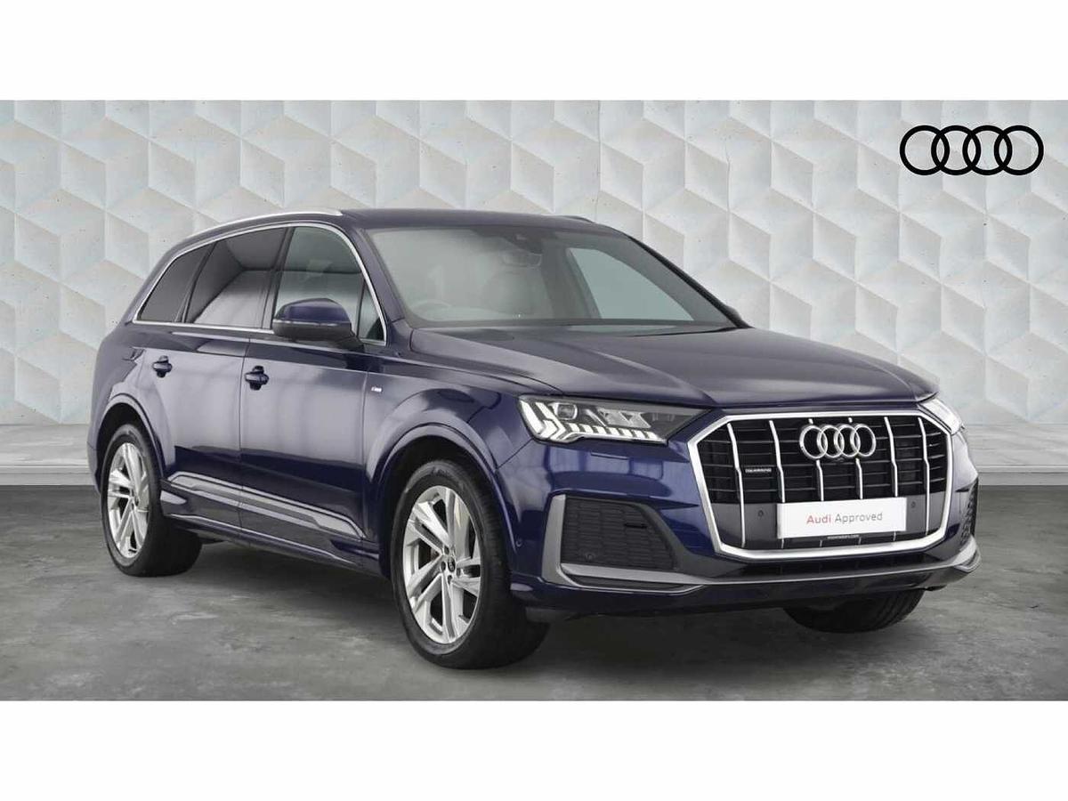 Main listing image - Audi Q7