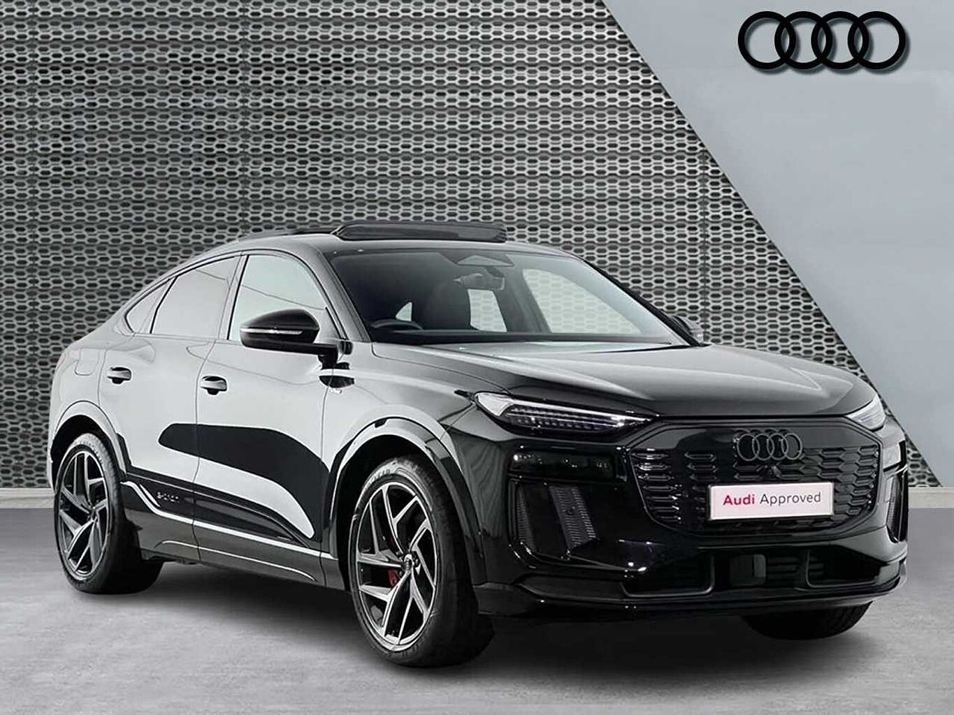 Main listing image - Audi Q6