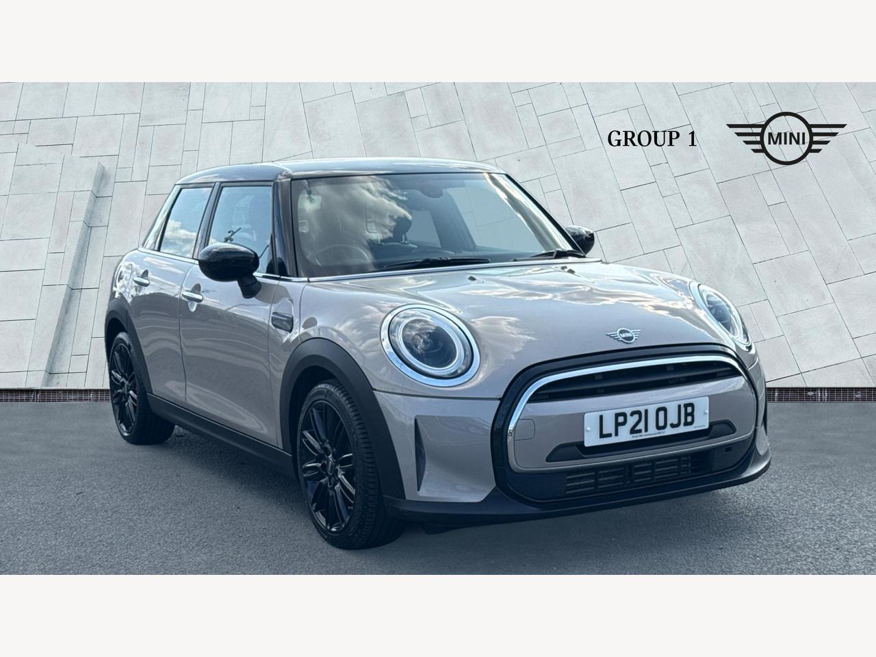 Main listing image - MINI Hatchback 5dr