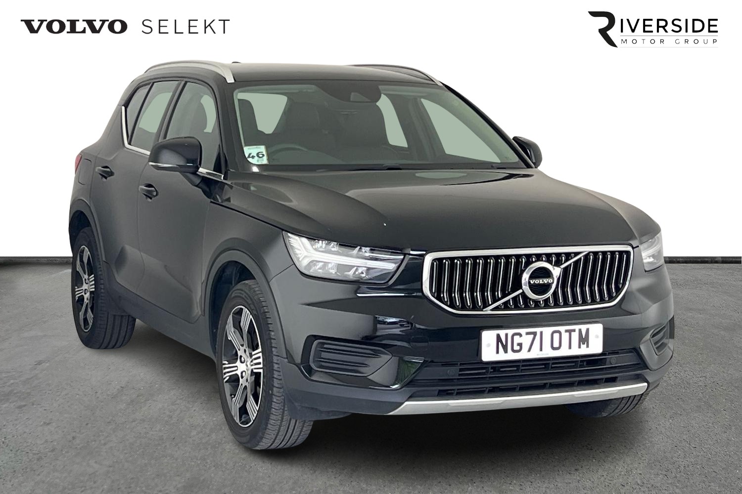 Main listing image - Volvo XC40