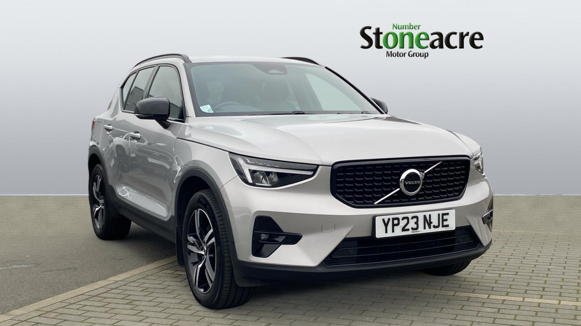 Main listing image - Volvo XC40