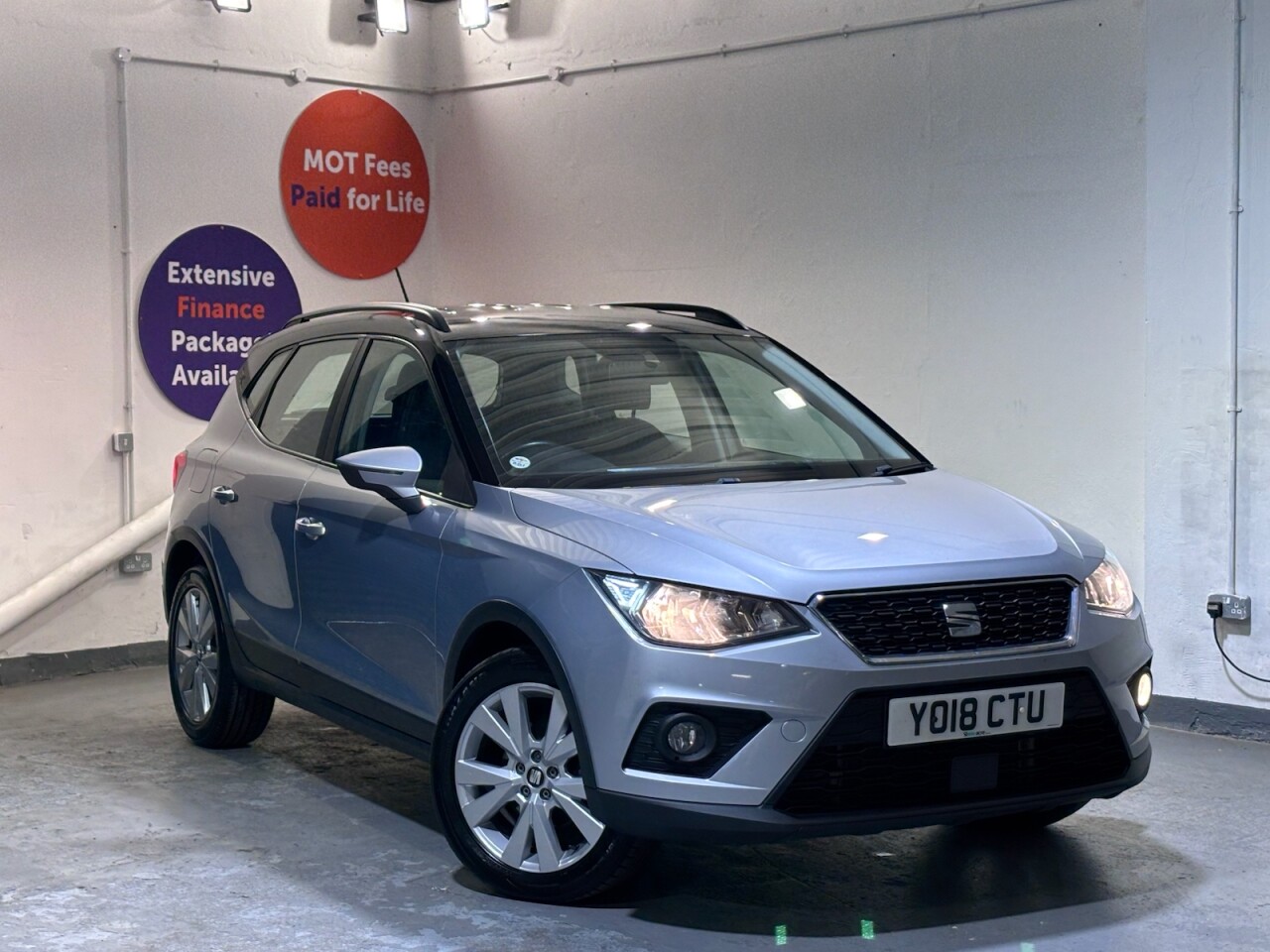 Main listing image - SEAT Arona