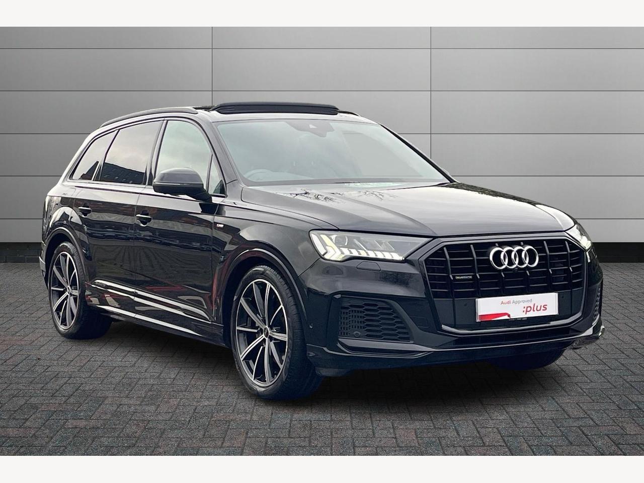 Main listing image - Audi Q7