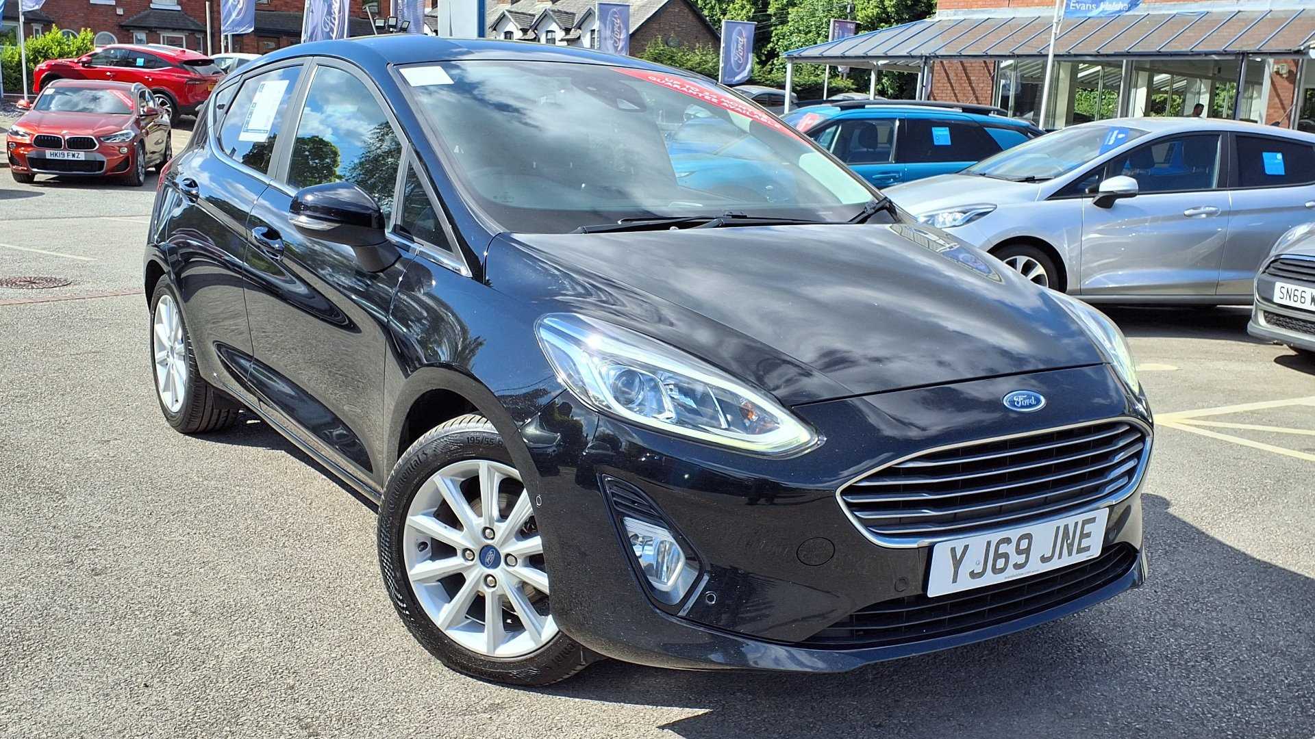 Main listing image - Ford Fiesta